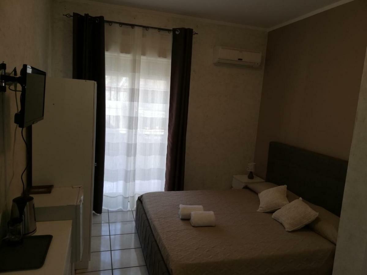 B & B Amici Dell'Etna Николози Экстерьер фото