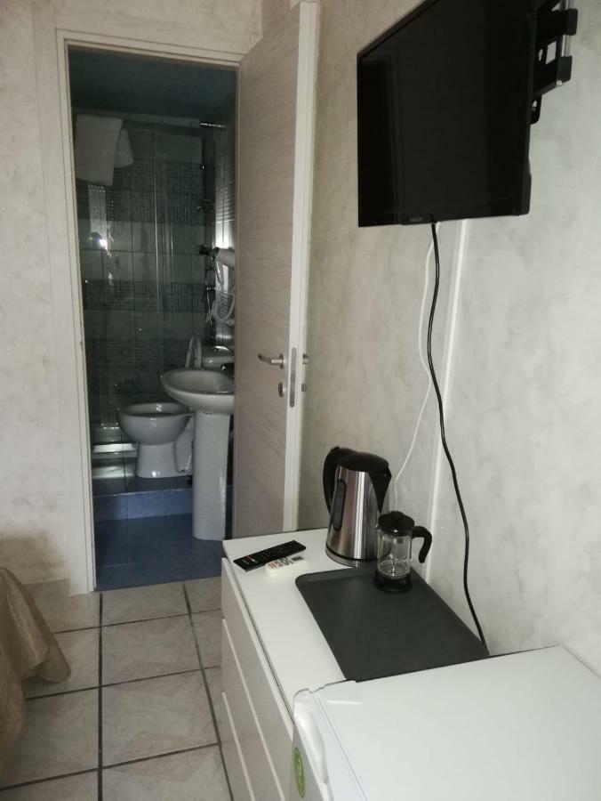 B & B Amici Dell'Etna Николози Экстерьер фото