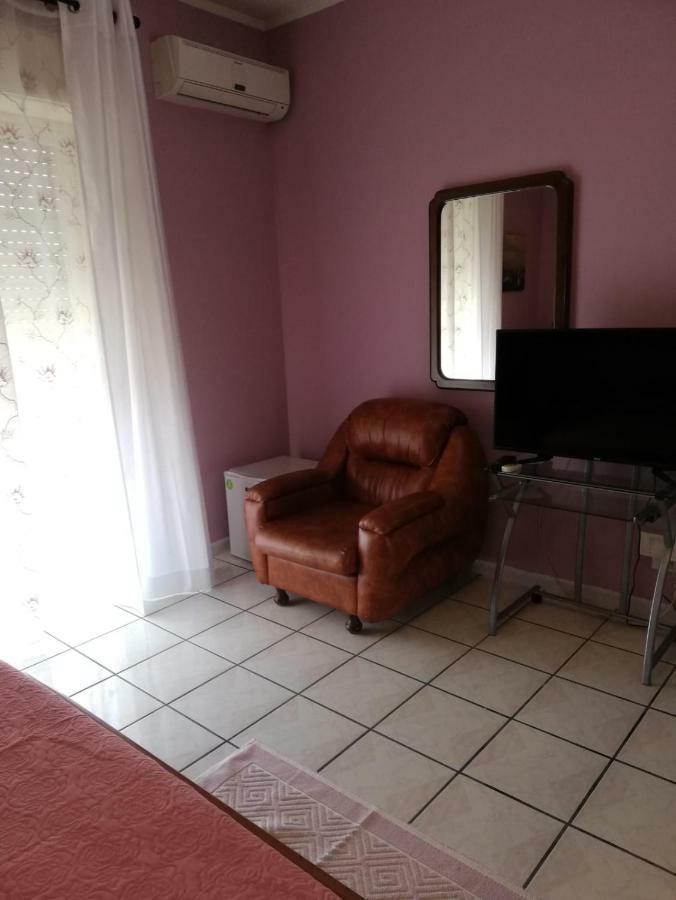 B & B Amici Dell'Etna Николози Экстерьер фото