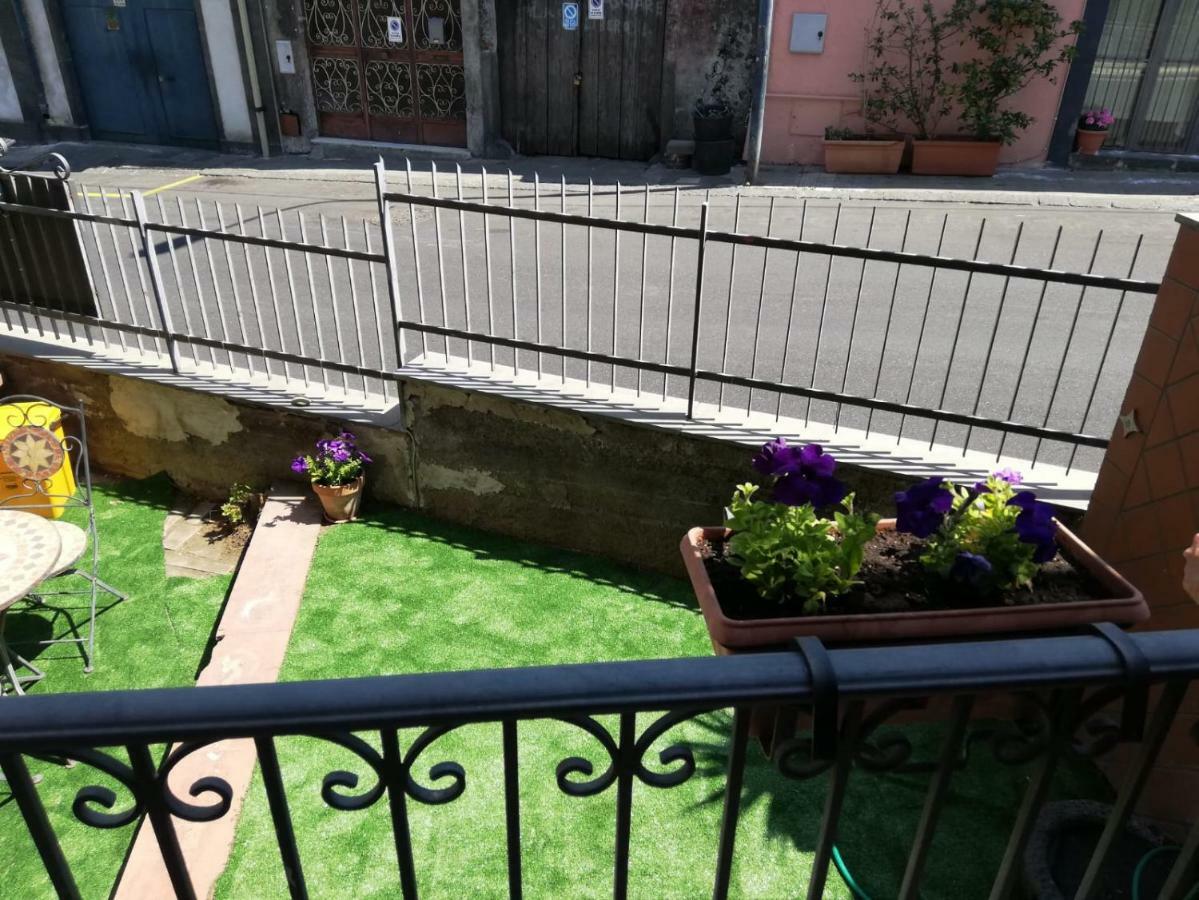 B & B Amici Dell'Etna Николози Экстерьер фото