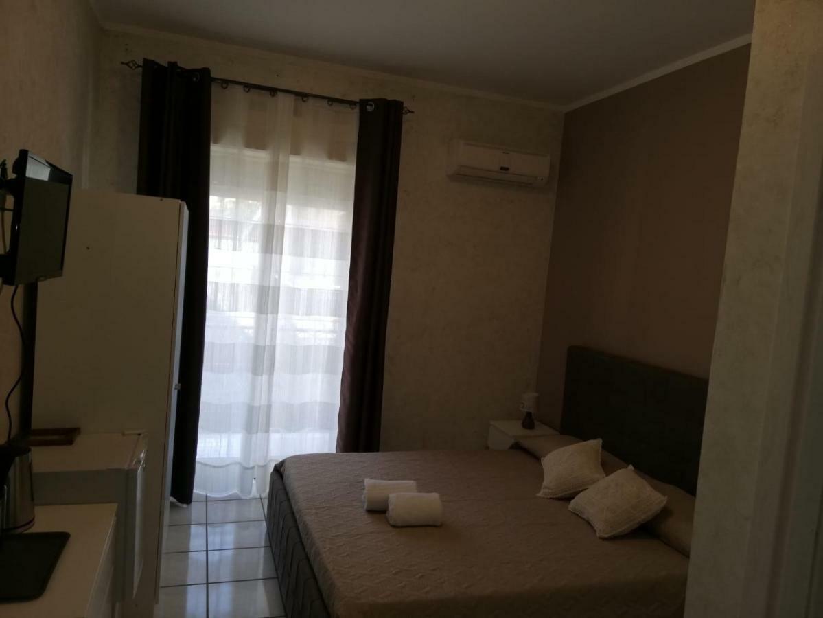 B & B Amici Dell'Etna Николози Экстерьер фото